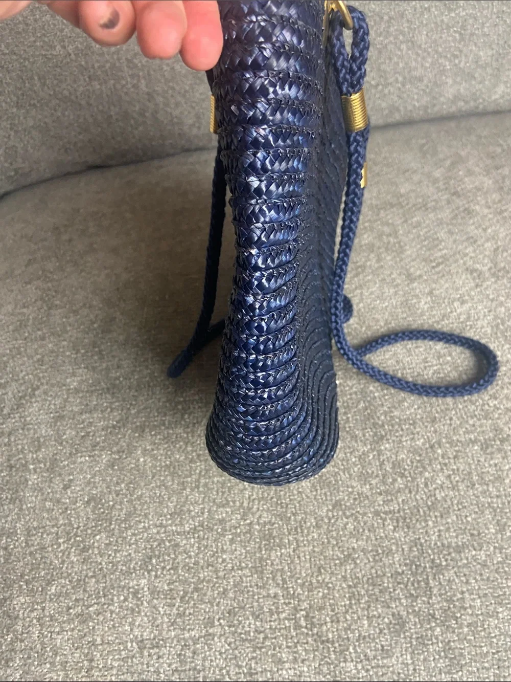 Straw tote in navy with gold trim